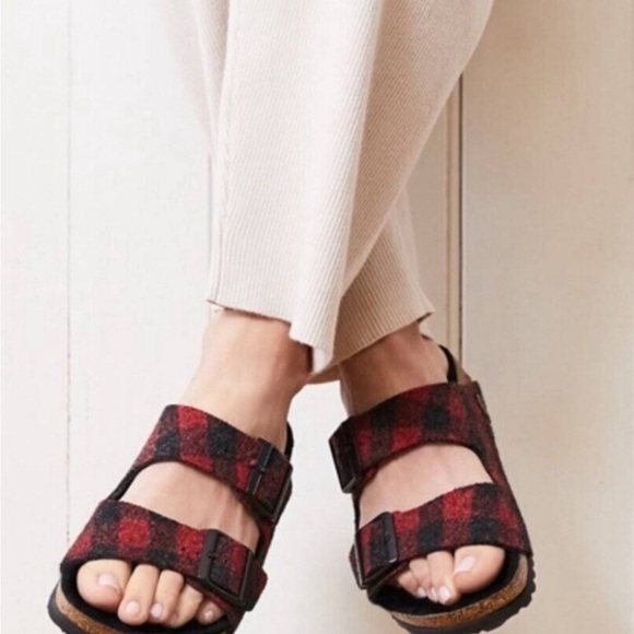 BIRKENSTOCK Arizona Rivet plaid red shearling wool sandal. Size: 8, 39 - Picture 13 of 13